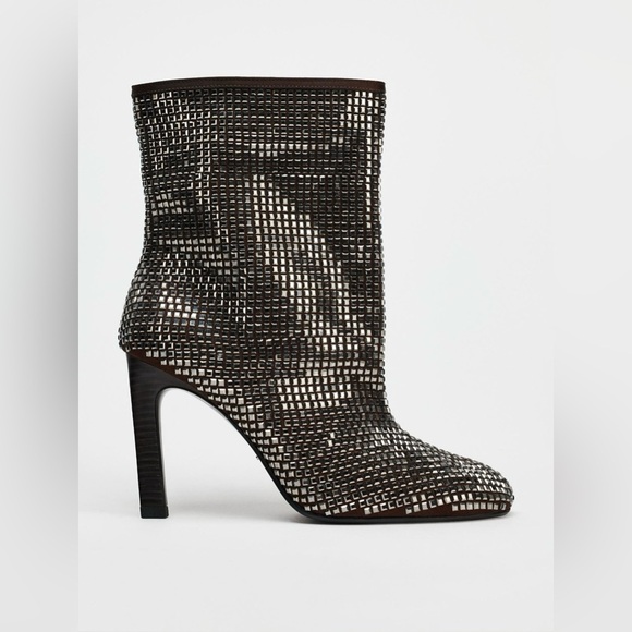 NWT Zara ZW Collection Rhinestone High Heeled Boots size 38 - Picture 1 of 15